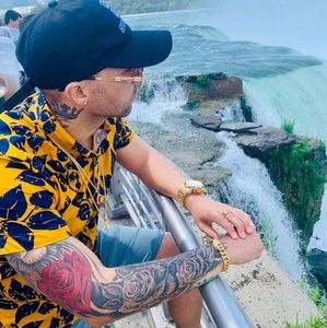 Meet your Posher, Daurin